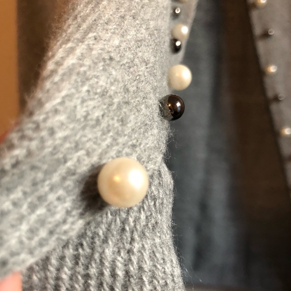 Capes - Picture 3 of 4